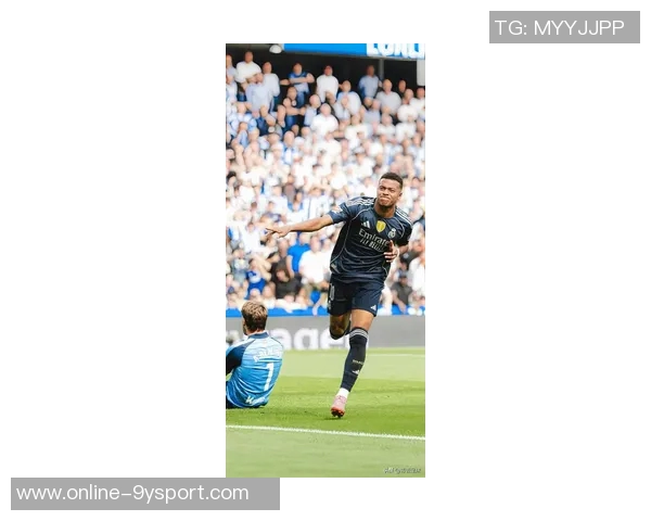 姆巴佩在西甲9月最佳球员评选中脱颖而出四场比赛贡献五球一助攻 姆巴佩在西甲9月最佳球员评选中脱颖而出四场比赛贡献五球一助攻