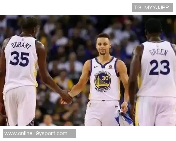 库里37岁仍是金州核心戈登创纪录却成悲情英雄引发热议 库里37岁仍是金州核心戈登创纪录却成悲情英雄引发热议