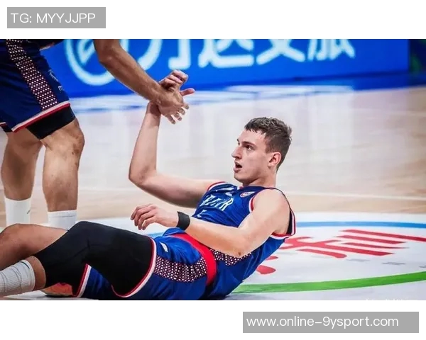 约维奇欧锦赛表现抢眼场均128分4篮板22助攻三项命中率超180俱乐部 约维奇欧锦赛表现抢眼场均128分4篮板22助攻三项命中率超180俱乐部