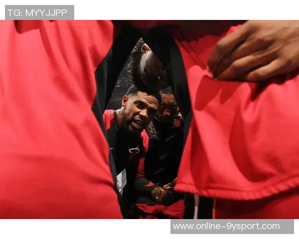 马祖拉称赞罗恩哈珀表现提升强调他与队友享有平等出场机会 马祖拉称赞罗恩哈珀表现提升强调他与队友享有平等出场机会