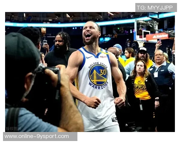 勇士战胜灰熊库里追梦波杰姆斯基喜登胜利海报封面