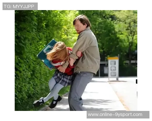 乔治一家在纽约为女儿娜塔莎庆生享受生活的快乐时光 乔治一家在纽约为女儿娜塔莎庆生享受生活的快乐时光