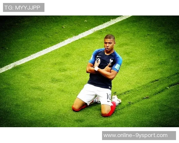 法国国家队新名单公布姆巴佩领衔新星埃基蒂克科曼恩昆库入选