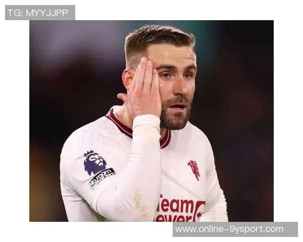 曼联旧将警告卢克肖懒惰或成双红会隐患萨拉赫将发起攻击