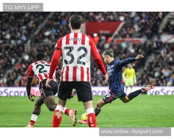 英超新黑马崛起九轮过后黑猫队展现强大实力引发关注